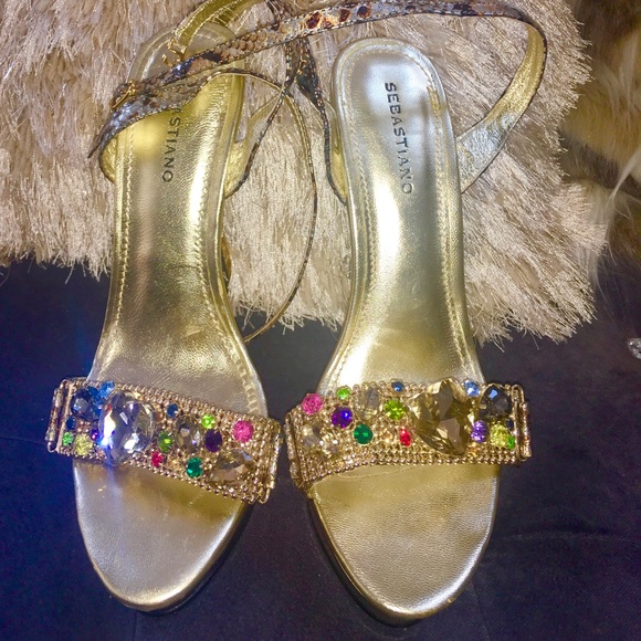 Gold JEWELED crystal sandals gold heels crystals - Picture 1 of 8